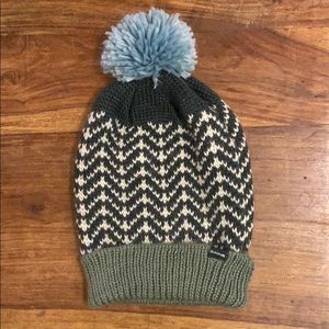 Dakine knit beanie